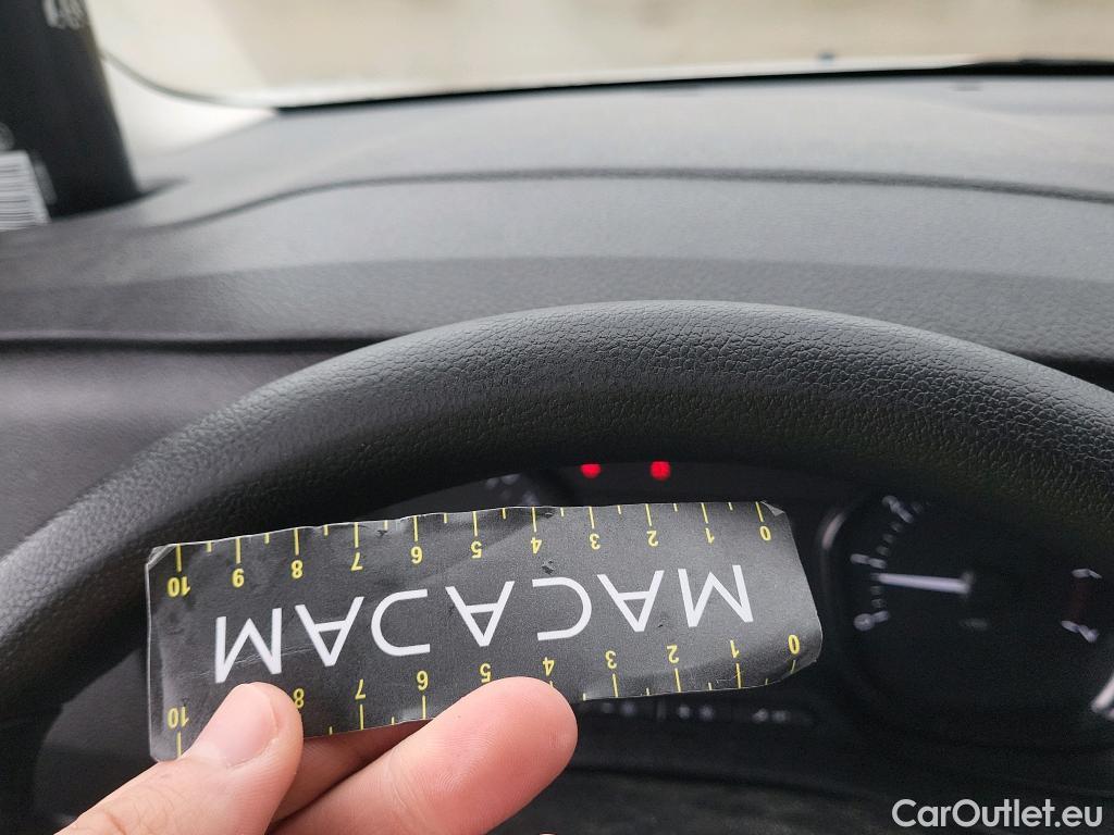  Opel  Vivaro OPEL  / 2019 / 4P / furgón 1.5 Diésel 74kW (100CV) M Std Express #8