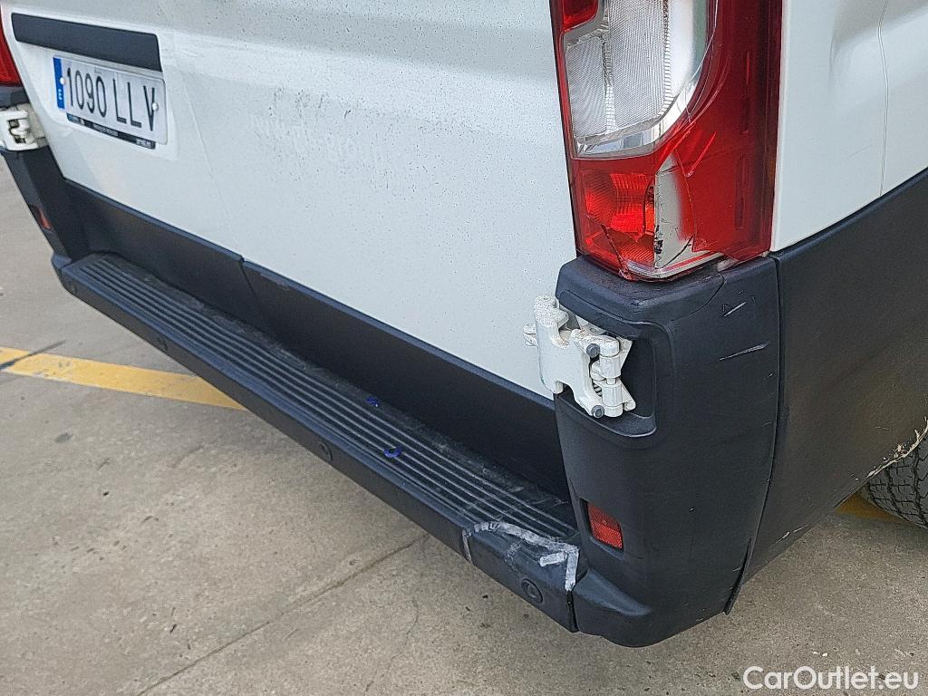  Peugeot  Boxer PEUGEOT  / 2014 / 4P / furgón Pack 330 L1 H1 BHDI 88kW(120CV) S&S 6 V. #13