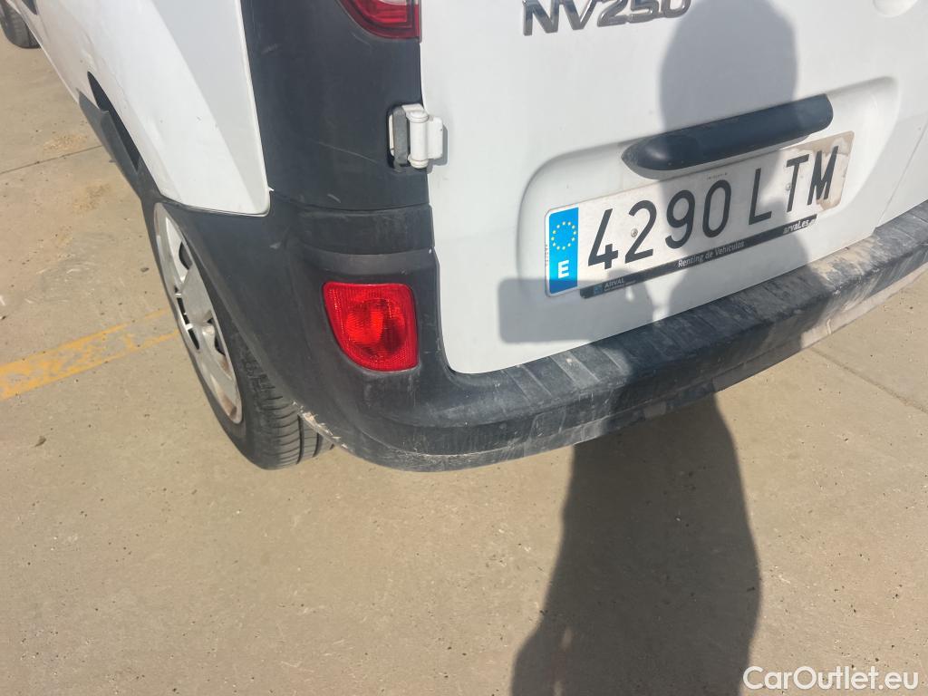  Nissan  NV200 NISSAN NV250 / 2019 / 4P / furgón 2pl 1.5dCi 70 kW (95CV) L2H1 ÓPTIMA #32