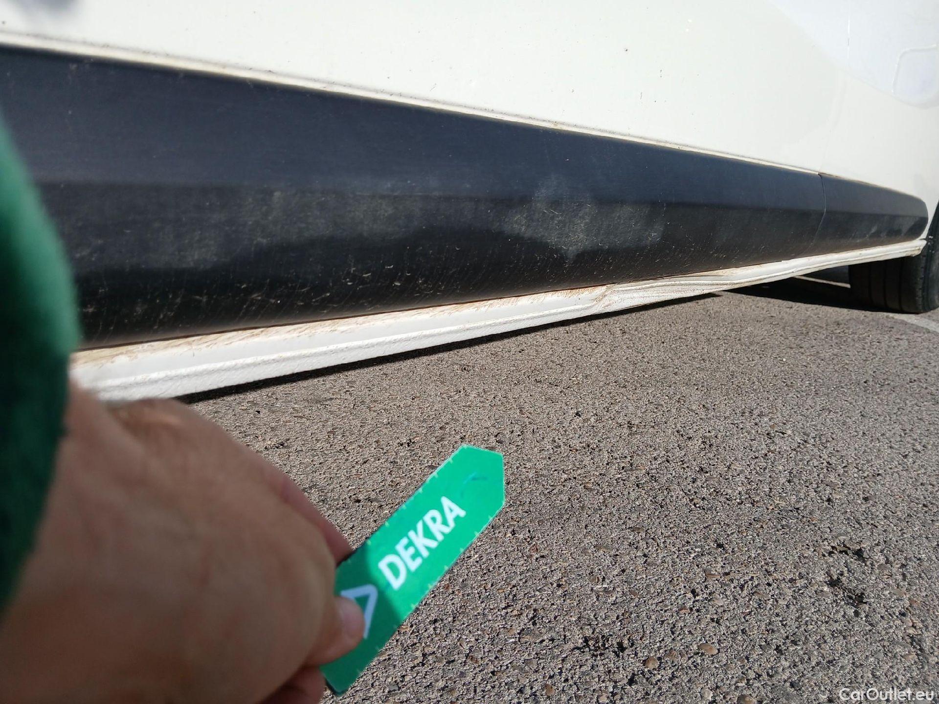  Opel  Vivaro OPEL  / 2019 / 4P / furgón 1.5 Diésel 74kW (100CV) M Std Express (AC2) #47