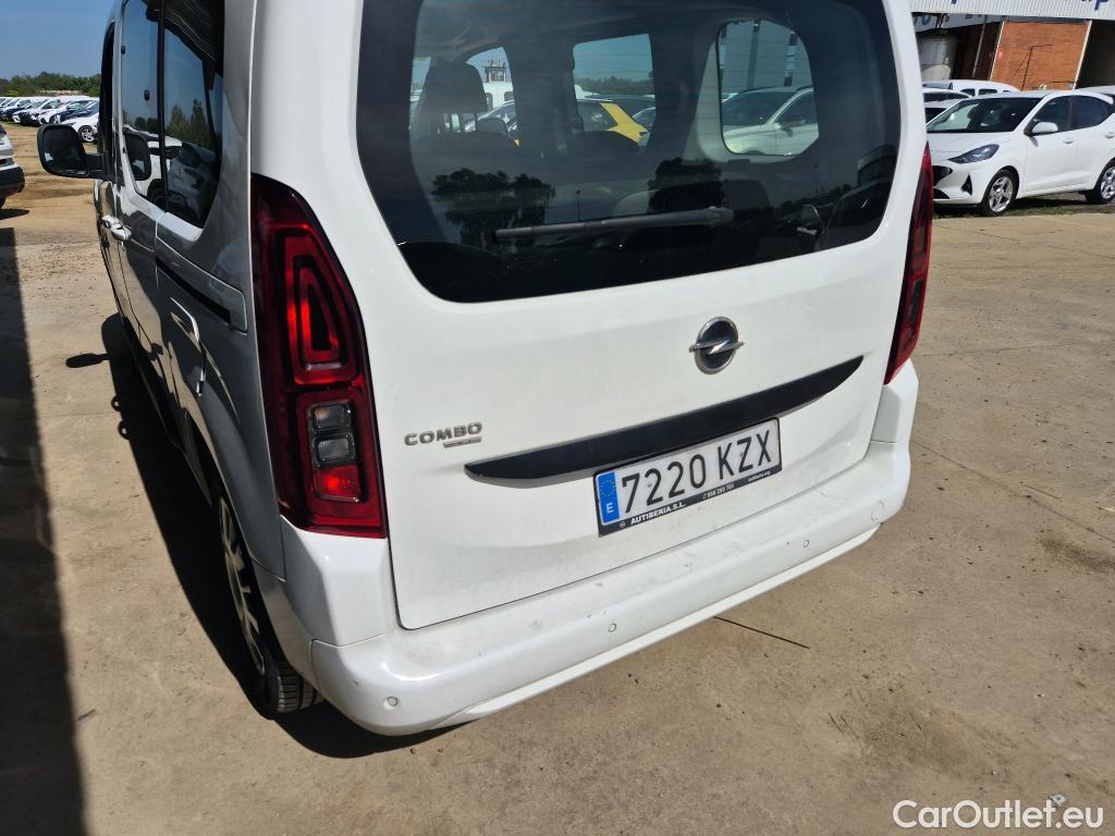  Opel  Combo OPEL  Life / 2018 / 5P / monovolumen compacto 1.5 TD 56kW (75CV) Selective L #25