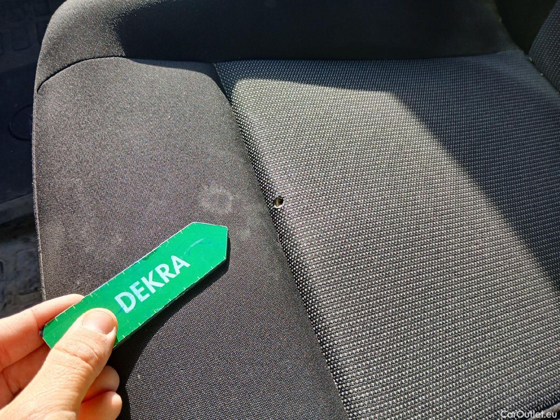  Opel  Vivaro OPEL  / 2019 / 4P / furgón 1.5 Diésel 74kW (100CV) M Std Express (AC2) #5