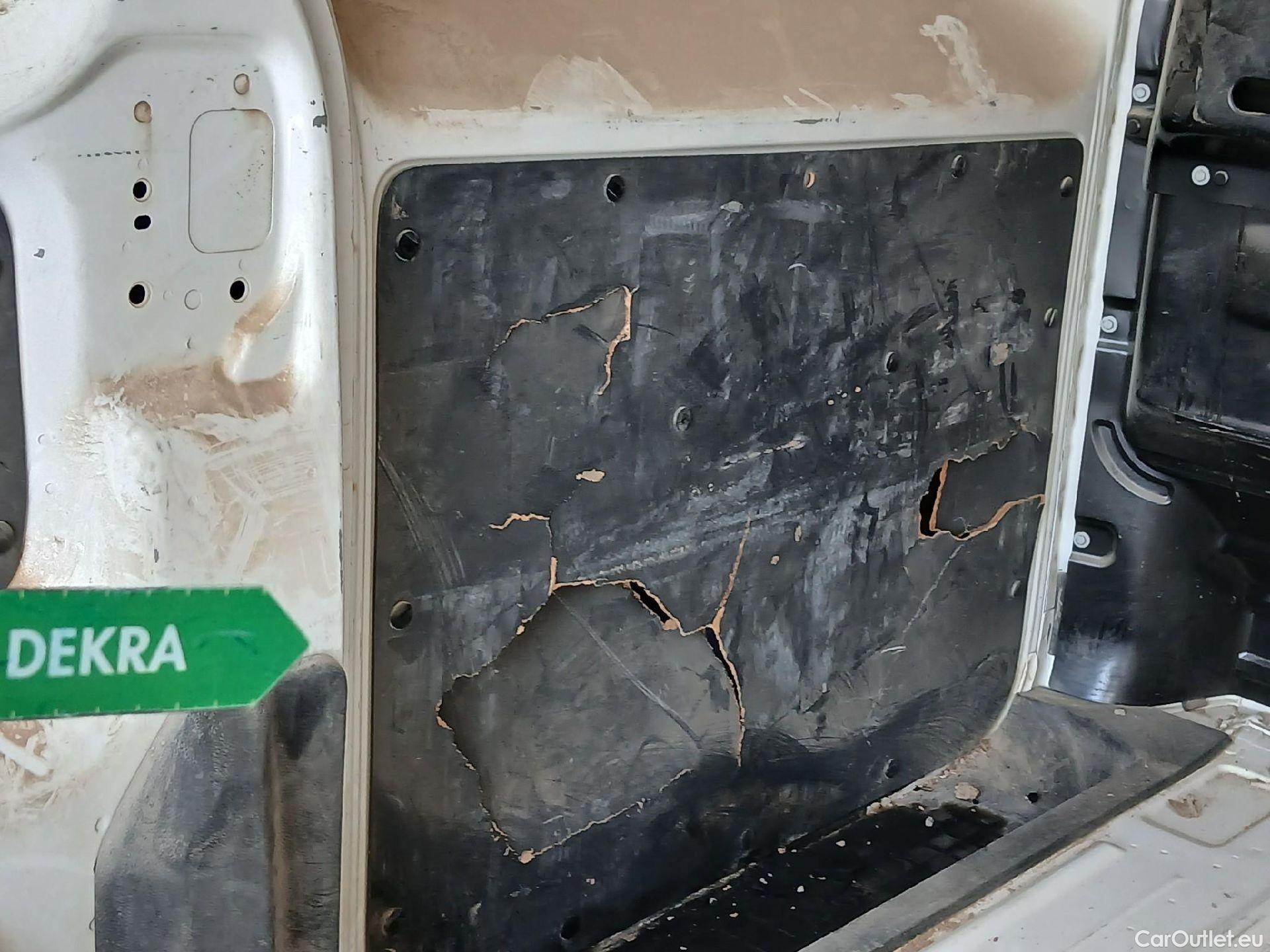  Opel  Vivaro OPEL  / 2019 / 4P / furgón 1.5 Diésel 74kW (100CV) M Std Express (AC2) #17