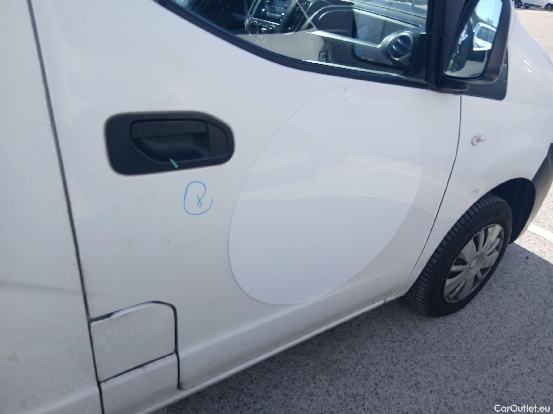  Nissan  NV200 NISSAN  VU 5p 1G furgón 1.5dCi 66kW (90CV) COMFORT #60