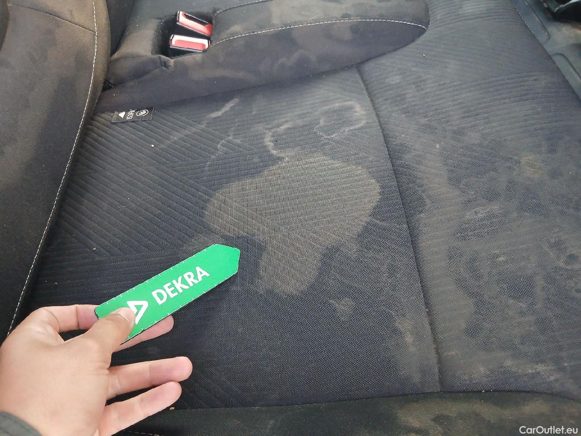  Nissan  NV300 NISSAN  / 2021 / 4P / monovolumen Combi 9 2.0dCi 81kW L1H1 1T Comfort #2