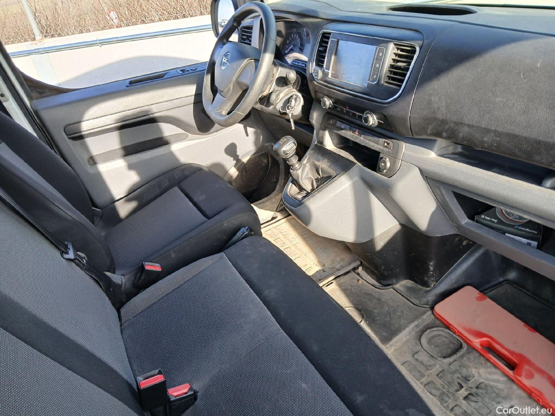  Opel  Vivaro OPEL  / 2019 / 4P / furgón 1.5 Diésel 74kW (100CV) M Std Express (AC2) #22