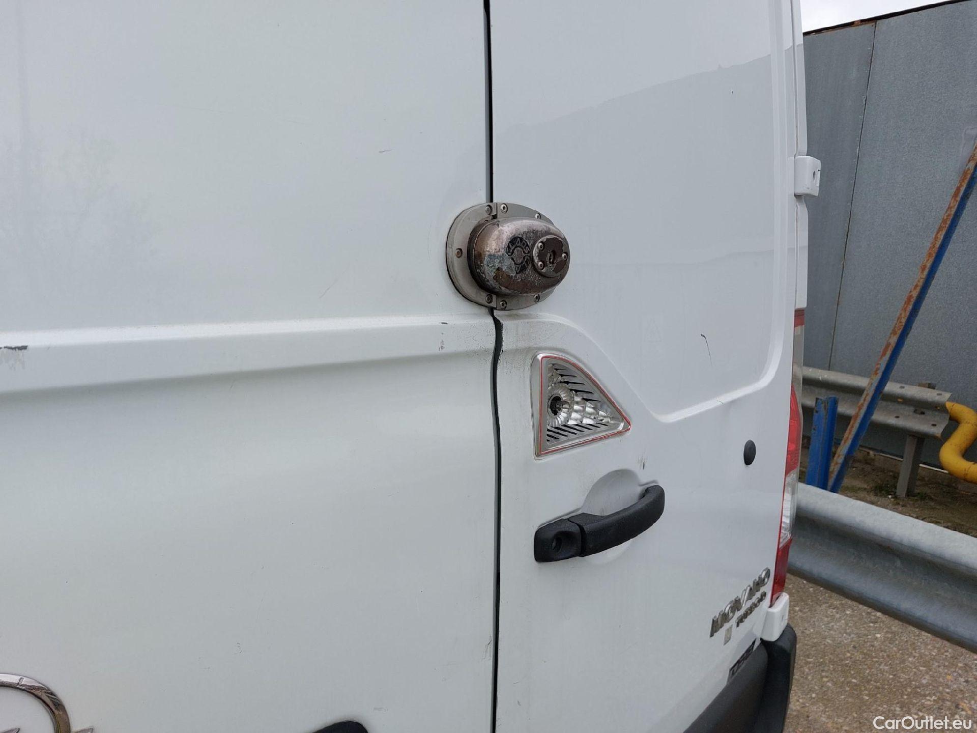  Opel  Movano OPEL  / 2019 / 4P / furgón 2.3 CDTI 99kW (135CV) L2 H2 F 3.5t (AC) #18