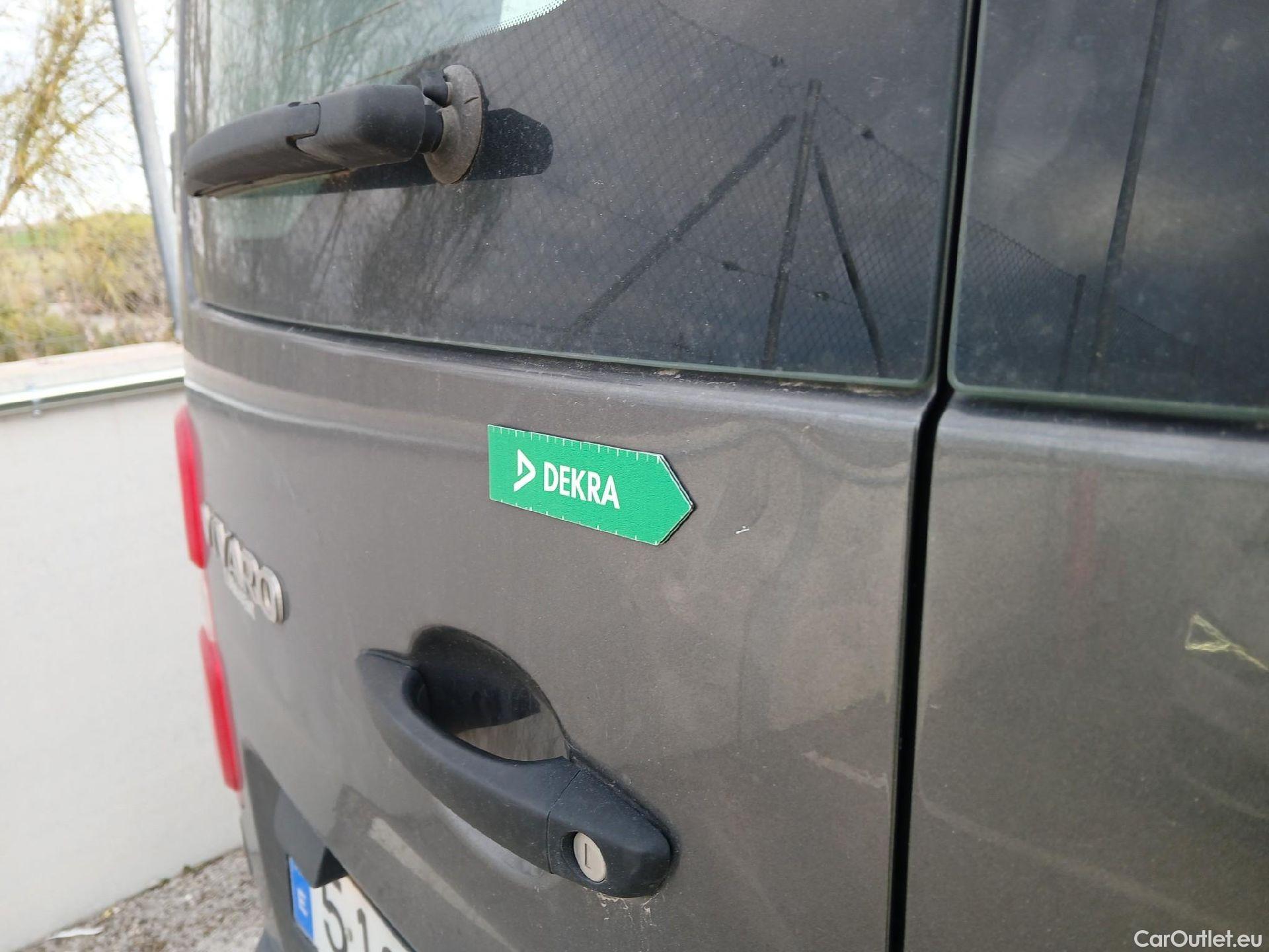  Opel  Vivaro OPEL  / 2019 / 4P / combi 1.5 Diésel 88kW (120CV) M Std Express #16