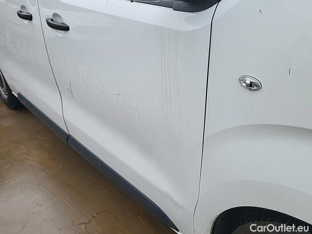  Opel  Vivaro OPEL  / 2019 / 4P / furgón 1.5 Diésel 74kW (100CV) M Std Express #1