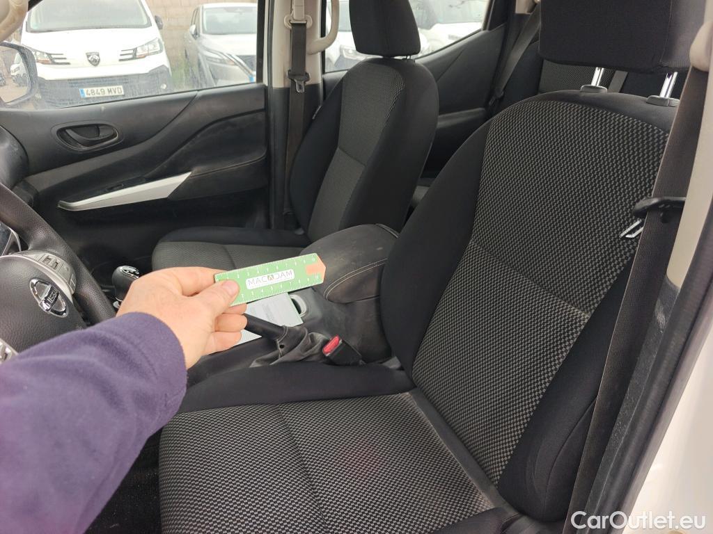  Nissan  Navara NISSAN  / 2015 / 4P / pickup Doble Cab. 2.3dCi 120kW(160CV) Visia #18