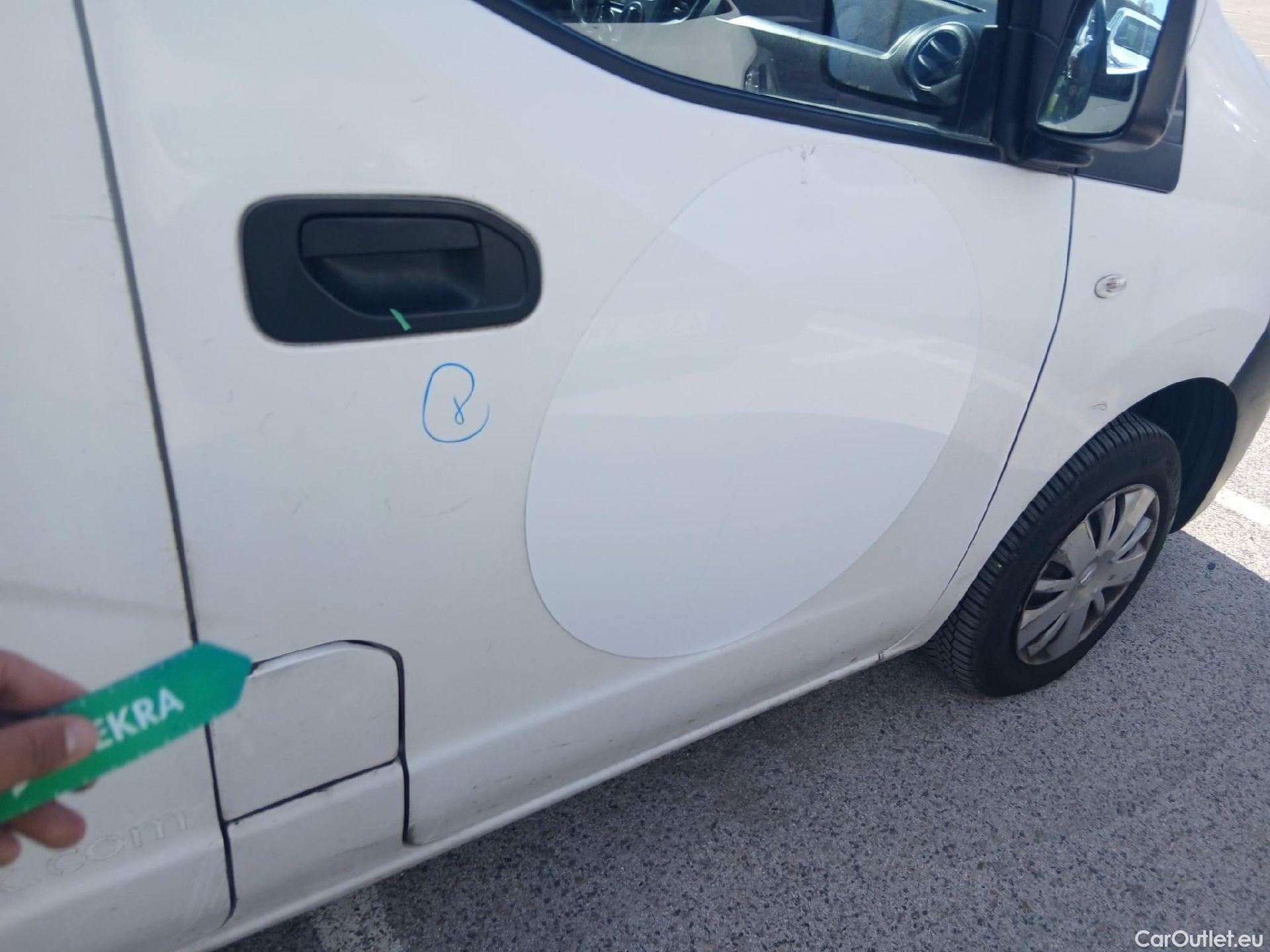  Nissan  NV200 NISSAN  VU 5p 1G furgón 1.5dCi 66kW (90CV) COMFORT #61