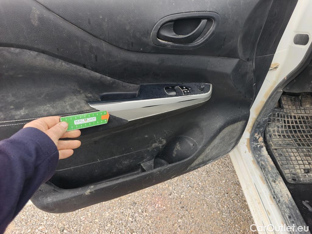  Nissan  Navara NISSAN  / 2015 / 4P / pickup Doble Cab. 2.3dCi 120kW(160CV) Visia #20