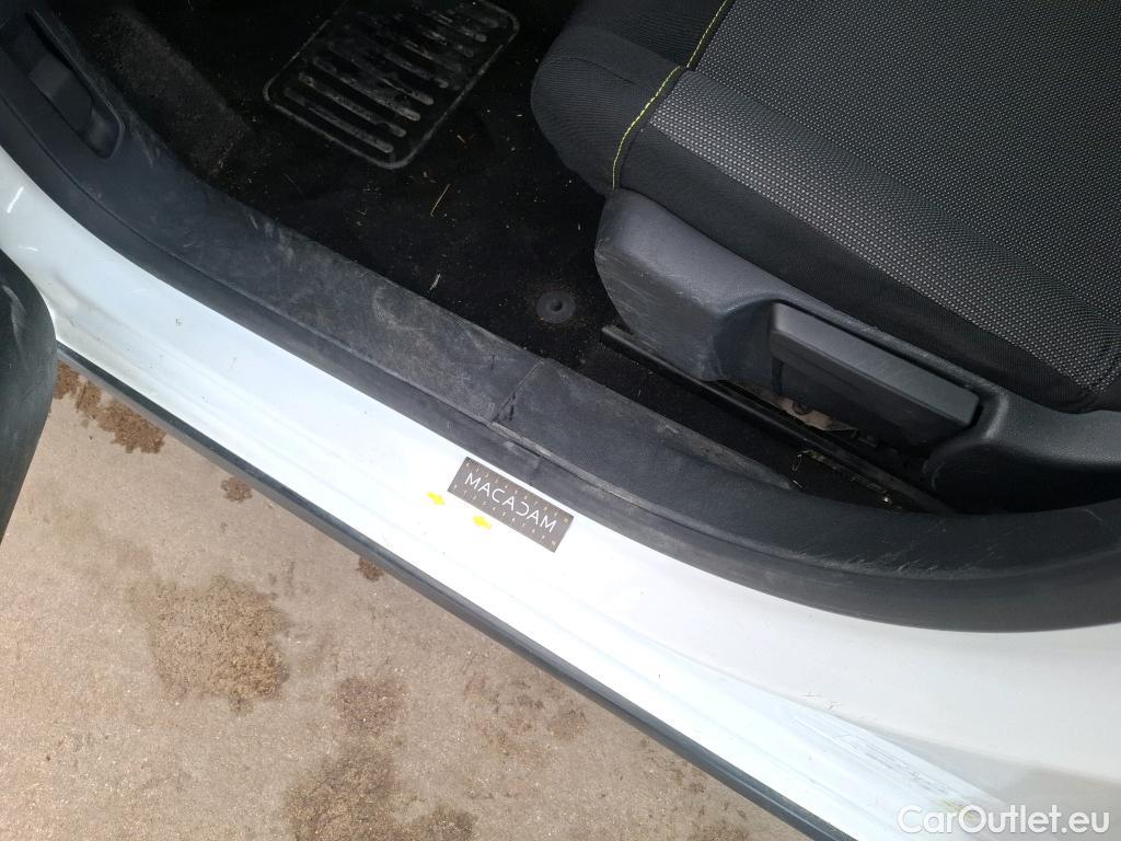  Citroen  C3  Société Feel 1.5 BlueHDI 100CV BVM5 E6dT #64