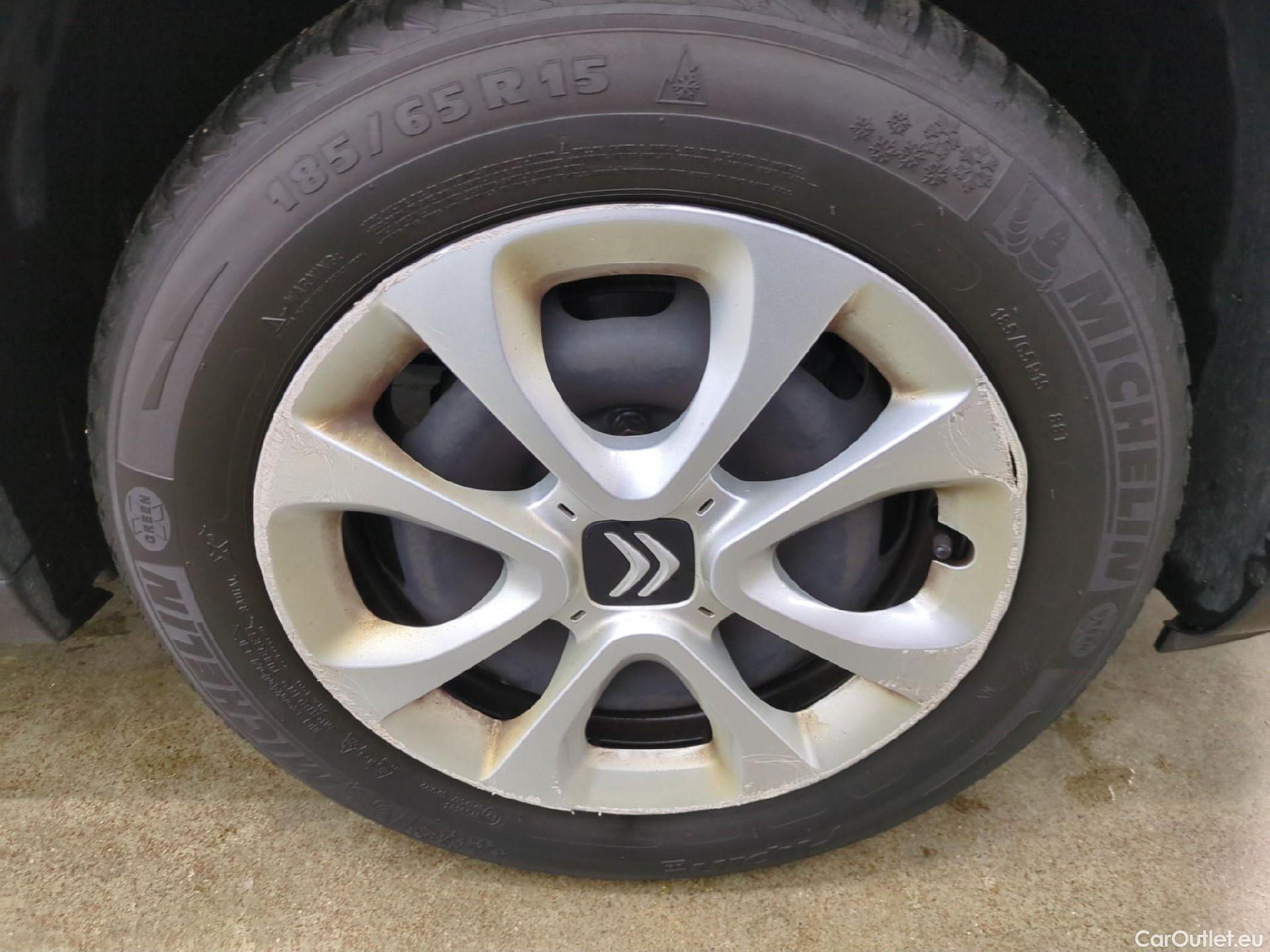  Citroen  C3  Société Feel 1.2 PureTech 80CV BVM5 E6d #13