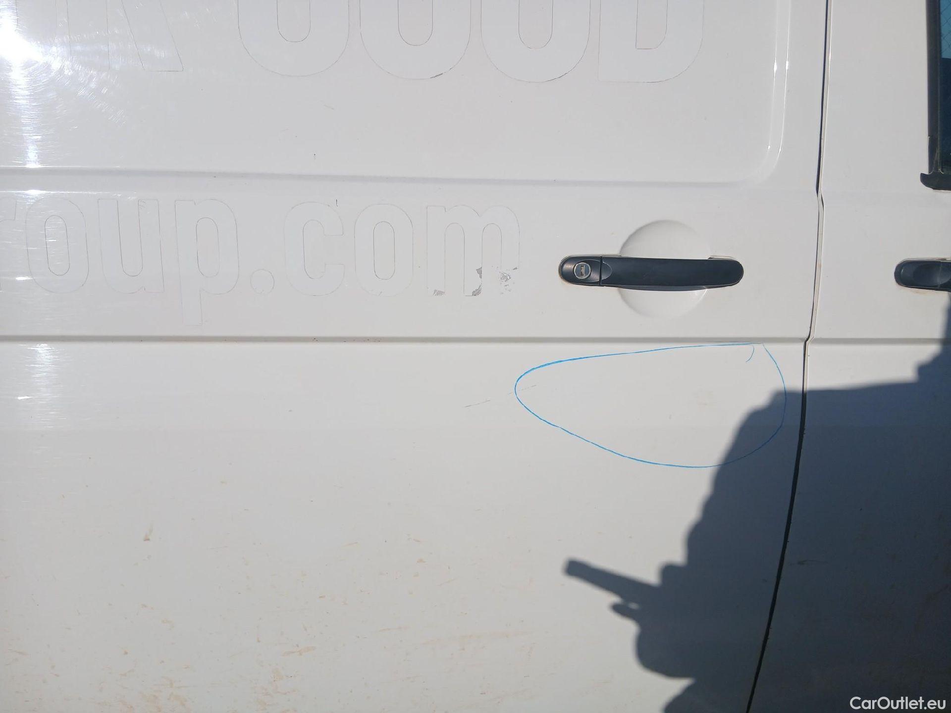  Volkswagen  Transporter VOLKSWAGEN  / 2015 / 4P / furgón Furgón Corto TN 2.0 TDI 110kW BMT 4Mot #33