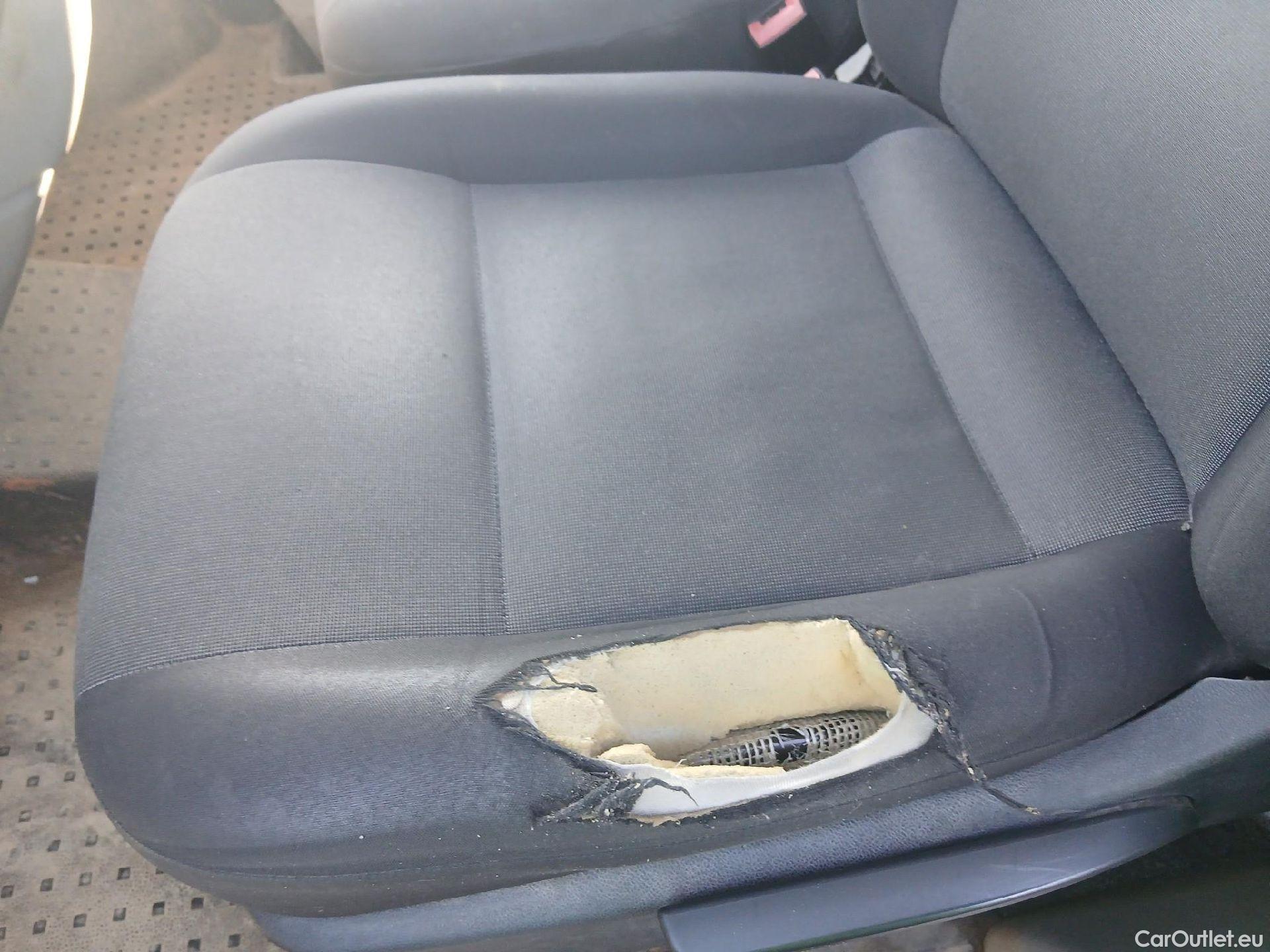  Volkswagen  Transporter VOLKSWAGEN  / 2015 / 4P / furgón Furgón Corto TN 2.0 TDI 110kW BMT 4Mot #3