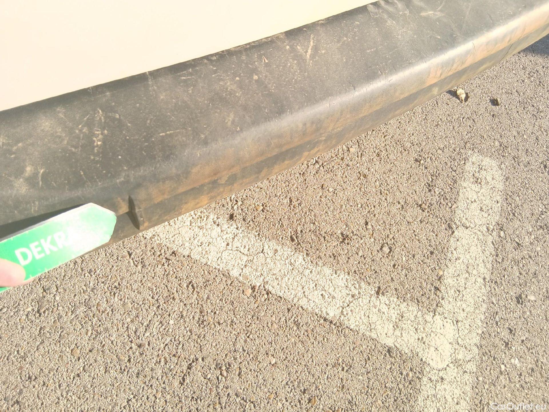  Volkswagen  Transporter VOLKSWAGEN  / 2015 / 4P / furgón Furgón Corto TN 2.0 TDI 110kW BMT 4Mot #31