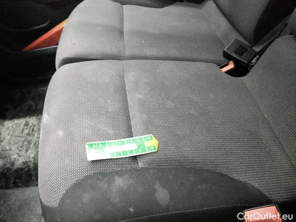  Citroen  Berlingo  Fourgon Club M 1000 1.5 BlueHDi 130CV BVA8 E6dT #40