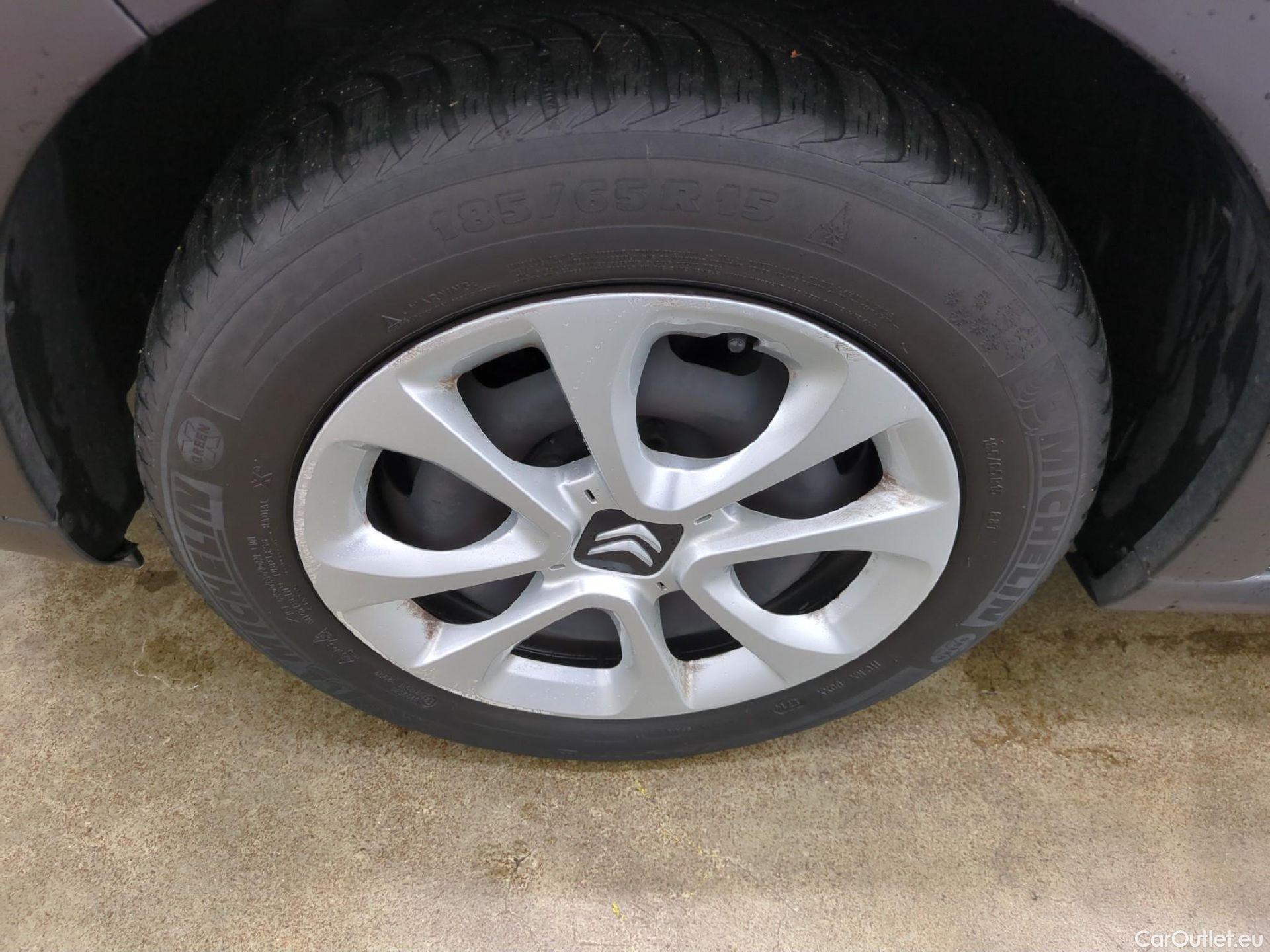  Citroen  C3  Société Feel 1.2 PureTech 80CV BVM5 E6d #15