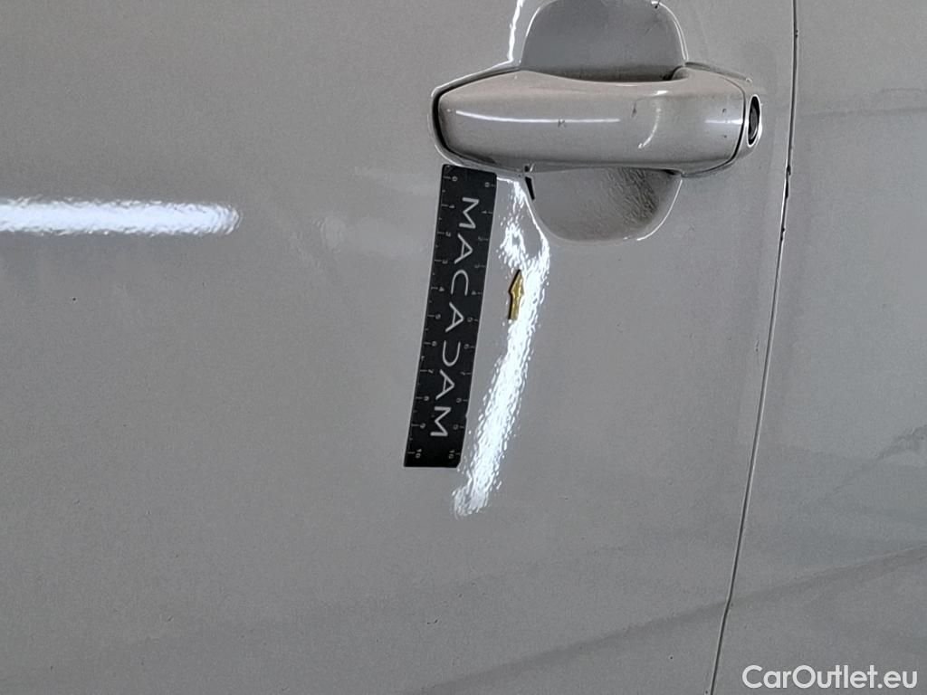  Citroen  C3  Société Feel 1.5 BlueHDI 100CV BVM6 E6dT #64