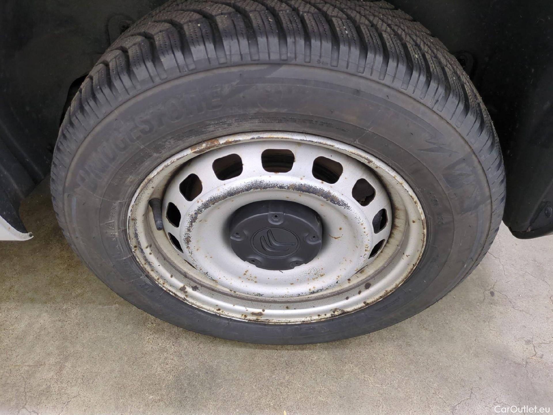  Citroen  Berlingo  Fourgon Driver M 650 1.5 BlueHDi 100CV BVM6 E6d #9