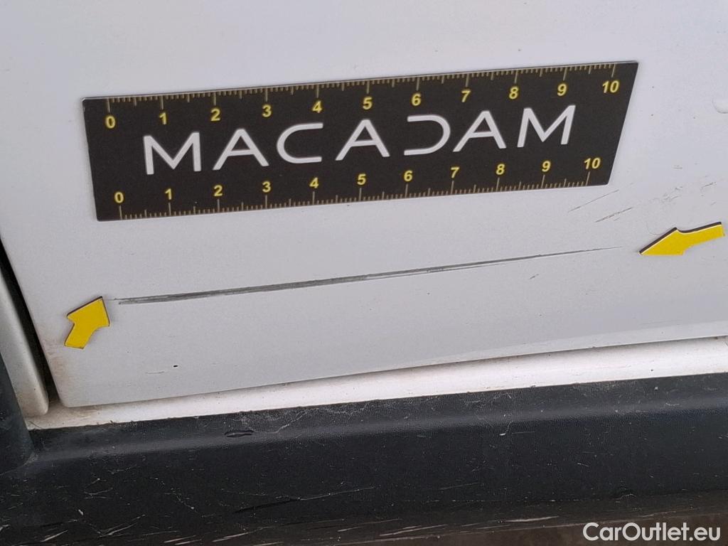  Citroen  C3  Société Feel 1.5 BlueHDI 100CV BVM5 E6dT #24