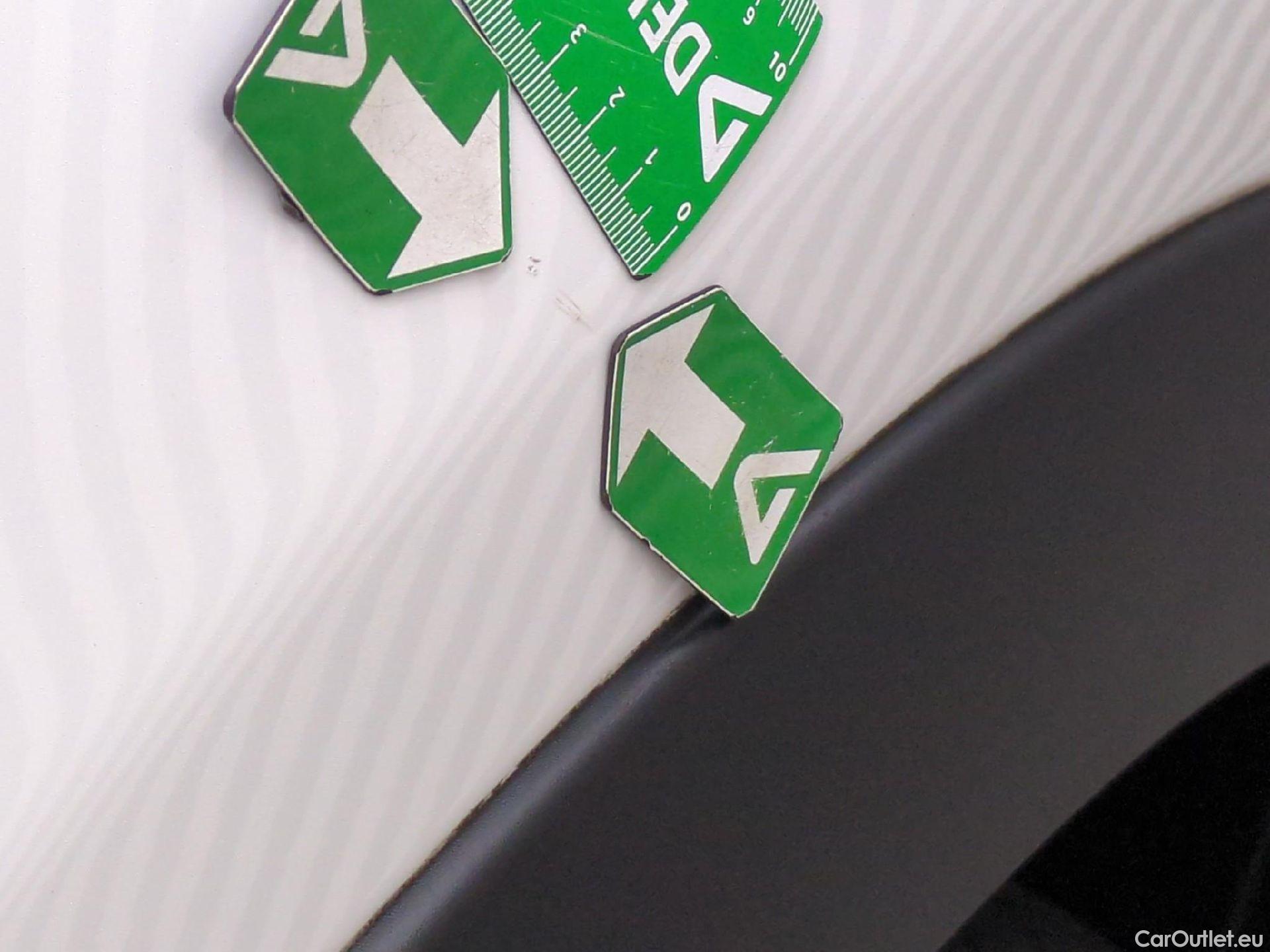  Citroen  C3  Société Feel 1.2 PureTech 80CV BVM5 E6d #37