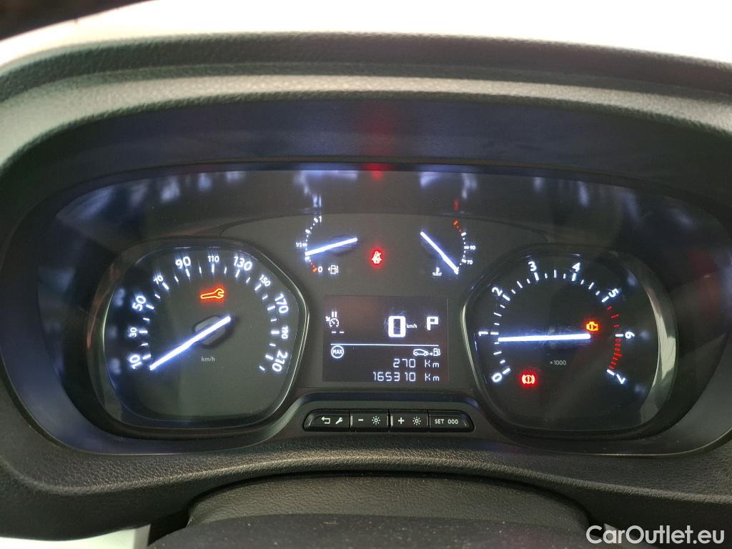  Peugeot  Expert PEUGEOT  / 2016 / 4P / Fourgon tôlé 2.0 BLUEHDI 120 S&S EAT8 STD. Pack Sport(SP) #7