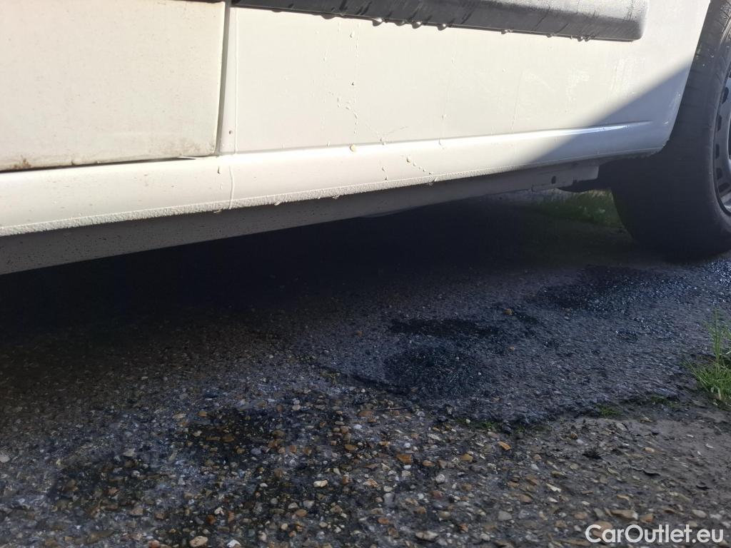  Peugeot  Partner  Premium L1 1.5 HDi 75CV BVM5 E6dT #30