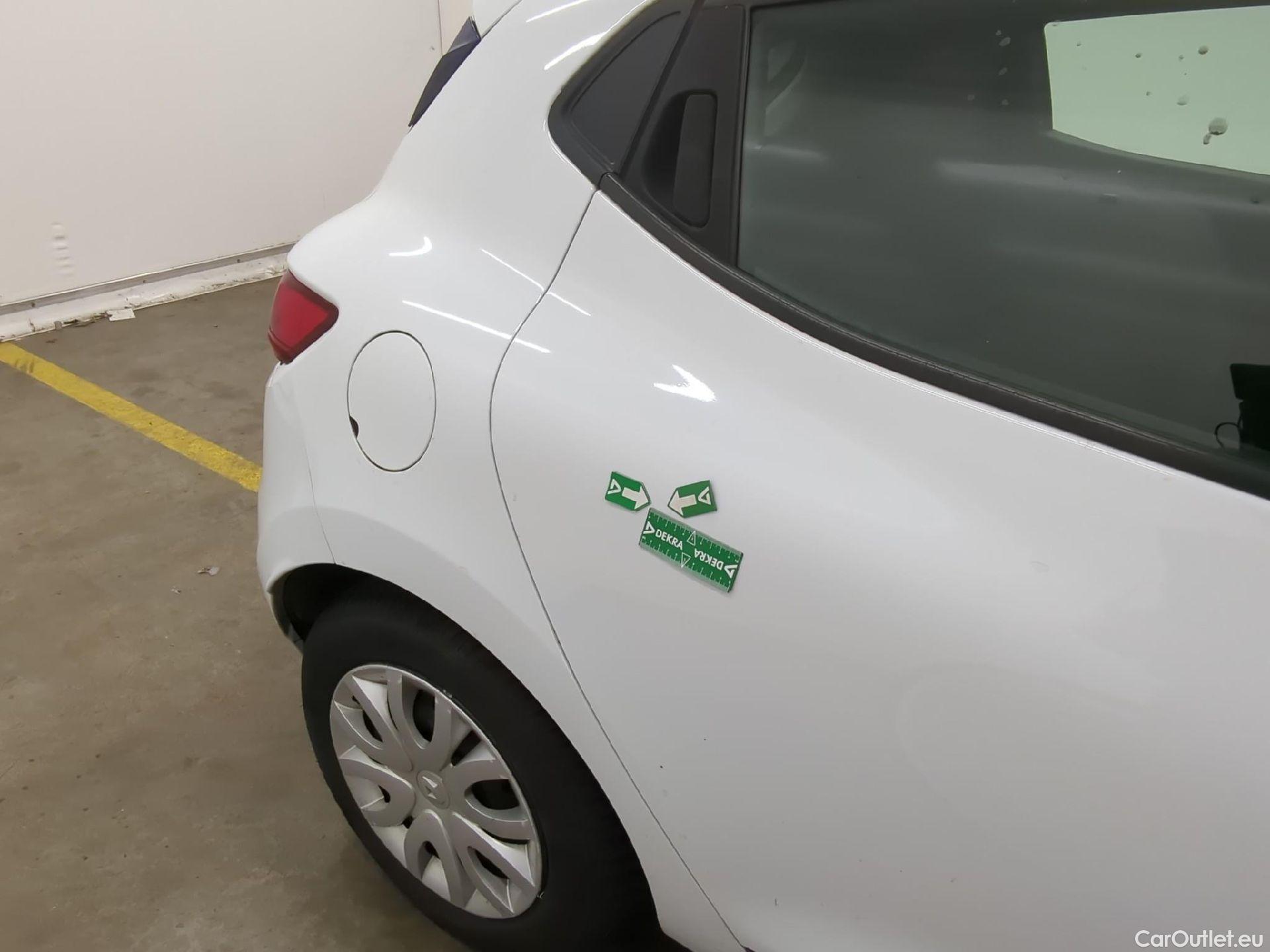  Renault  Clio RENAULT  Société VU 5p Berline Air Medianav dCi 75 - 18 #7