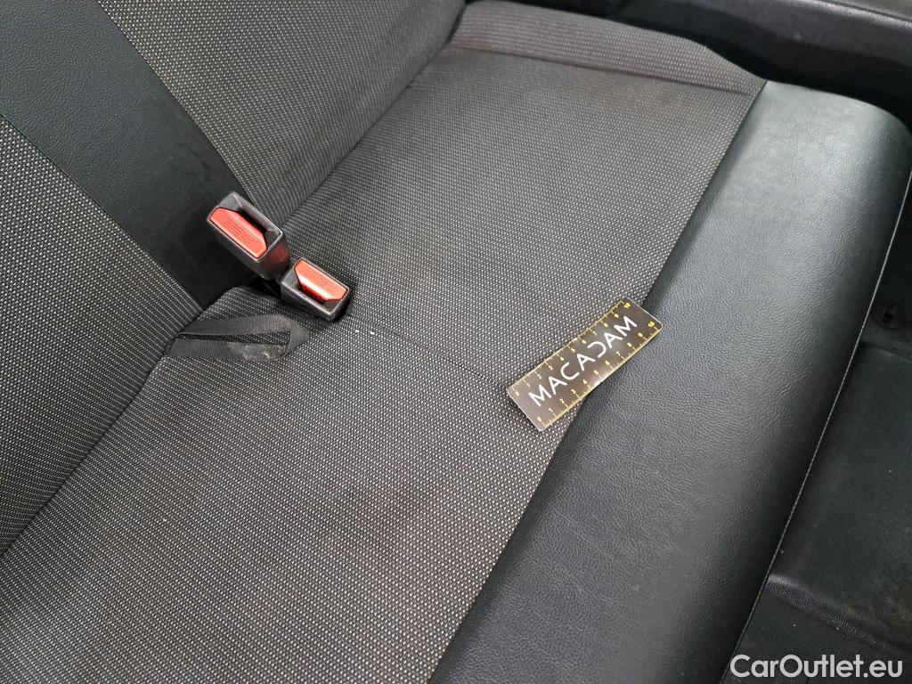  Peugeot  Expert PEUGEOT  / 2016 / 4P / Fourgon tôlé 1.5 BLUEHDI 120 S&S STANDARD PREMIUM #36