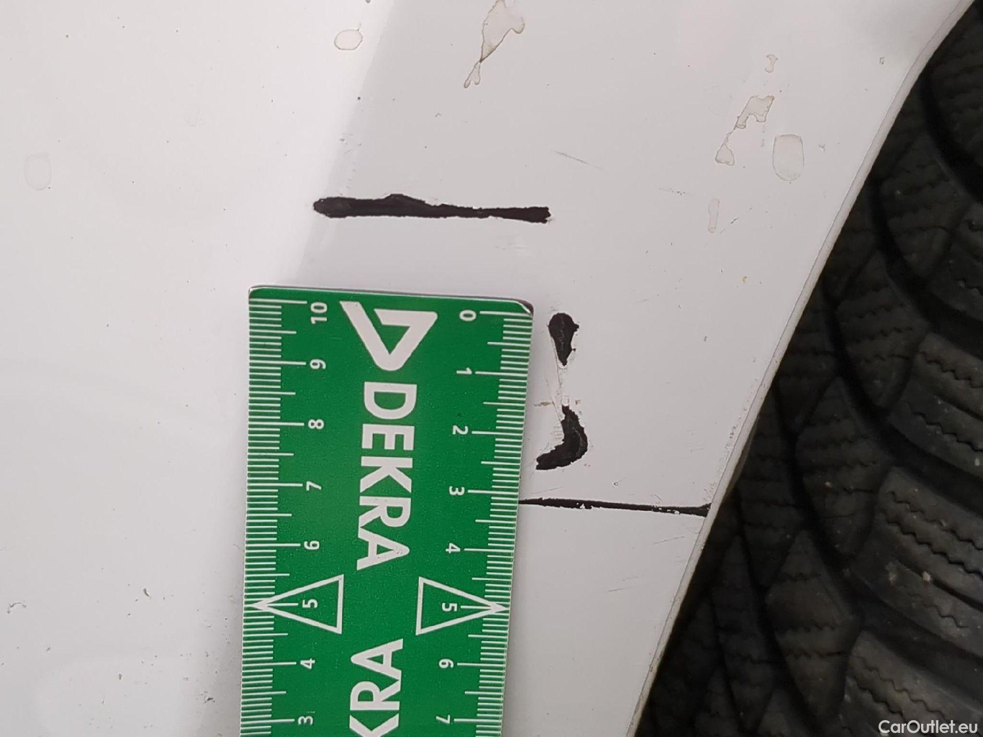  Renault  Clio RENAULT  Société VU 5p Berline Air Medianav dCi 75 - 18 #13