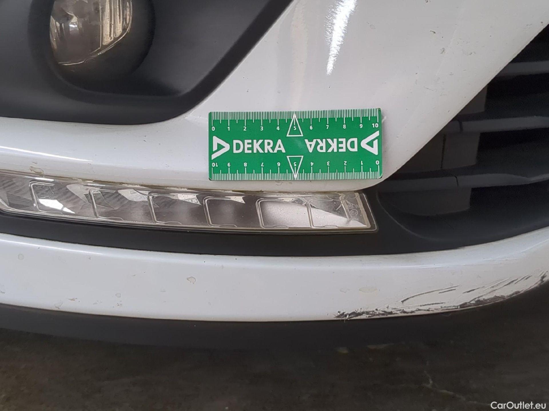  Renault  Clio RENAULT  Société VU 5p Berline Air Medianav dCi 75 - 18 #11