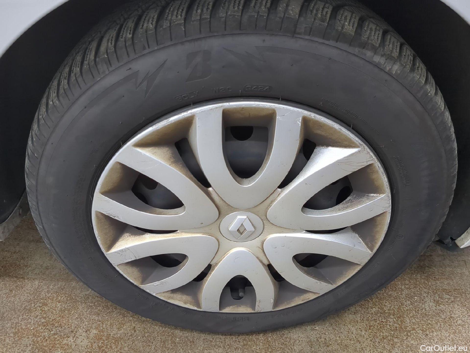  Renault  Clio RENAULT  Société VU 5p Berline Air Medianav dCi 75 - 18 #5