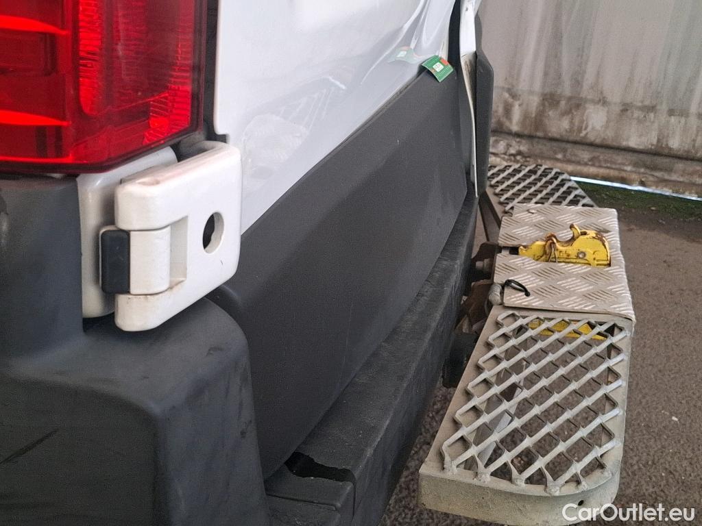  Renault  Master  III Fourgon L2H2 3 3 Grand Confort dCi 135CV BVM6 E6dT #27