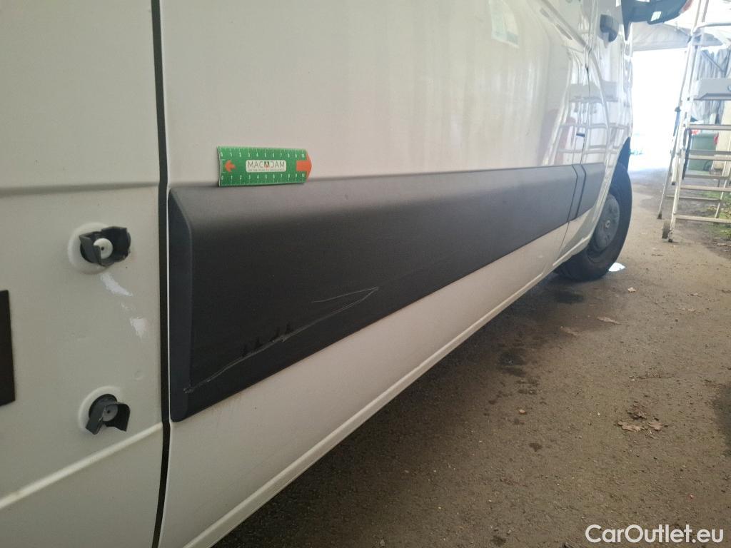  Renault  Master  III Fourgon L2H2 3 3 Grand Confort dCi 135CV BVM6 E6dT #47