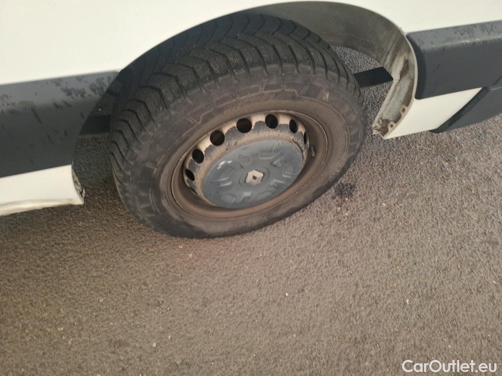  Renault  Master  III Fourgon L2H2 3 3 Grand Confort dCi 135CV BVM6 E6dT #18