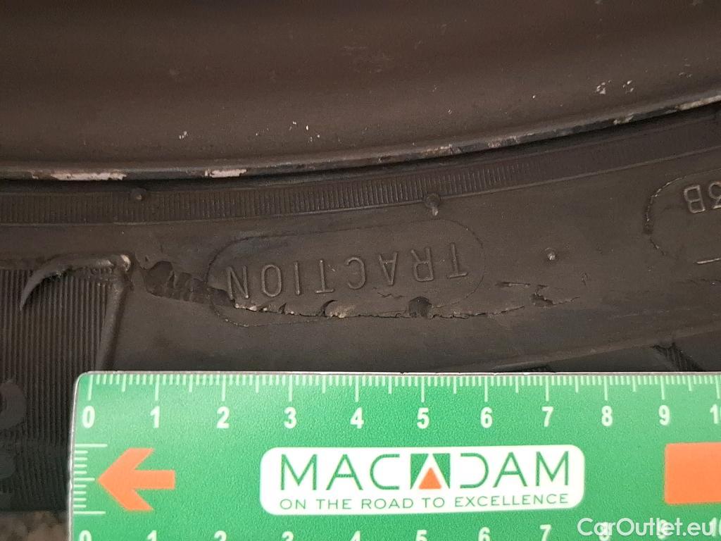  Renault  Master  III Fourgon L2H2 3 3 Grand Confort dCi 135CV BVM6 E6dT #23