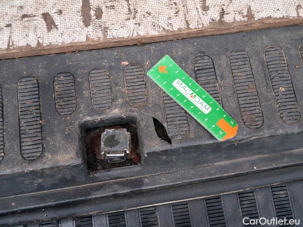  Renault  Master RENAULT  VU 4p Fourgon FG GCf Trac F3500 L3H2 Energy dCi 145 E6 #38