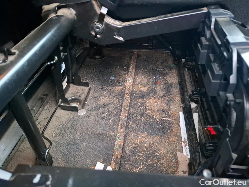  Renault  Master RENAULT  VU 4p Fourgon FG GCf Trac F3500 L3H2 Energy dCi 145 E6 #36