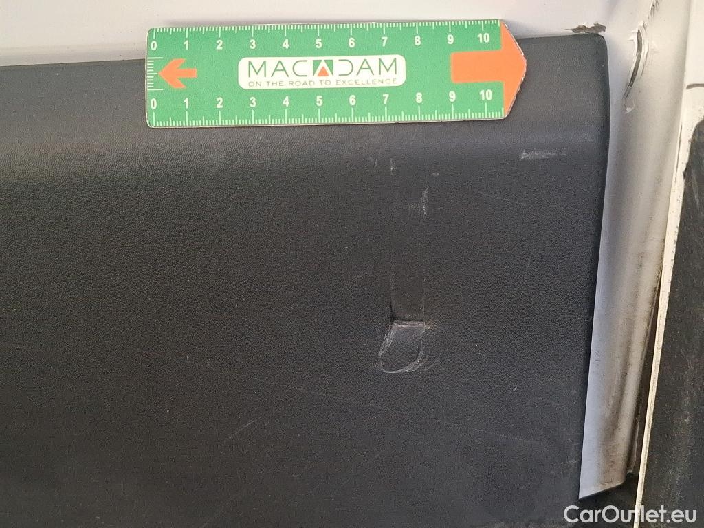  Renault  Master  III Fourgon L2H2 3 3 Grand Confort dCi 135CV BVM6 E6dT #28