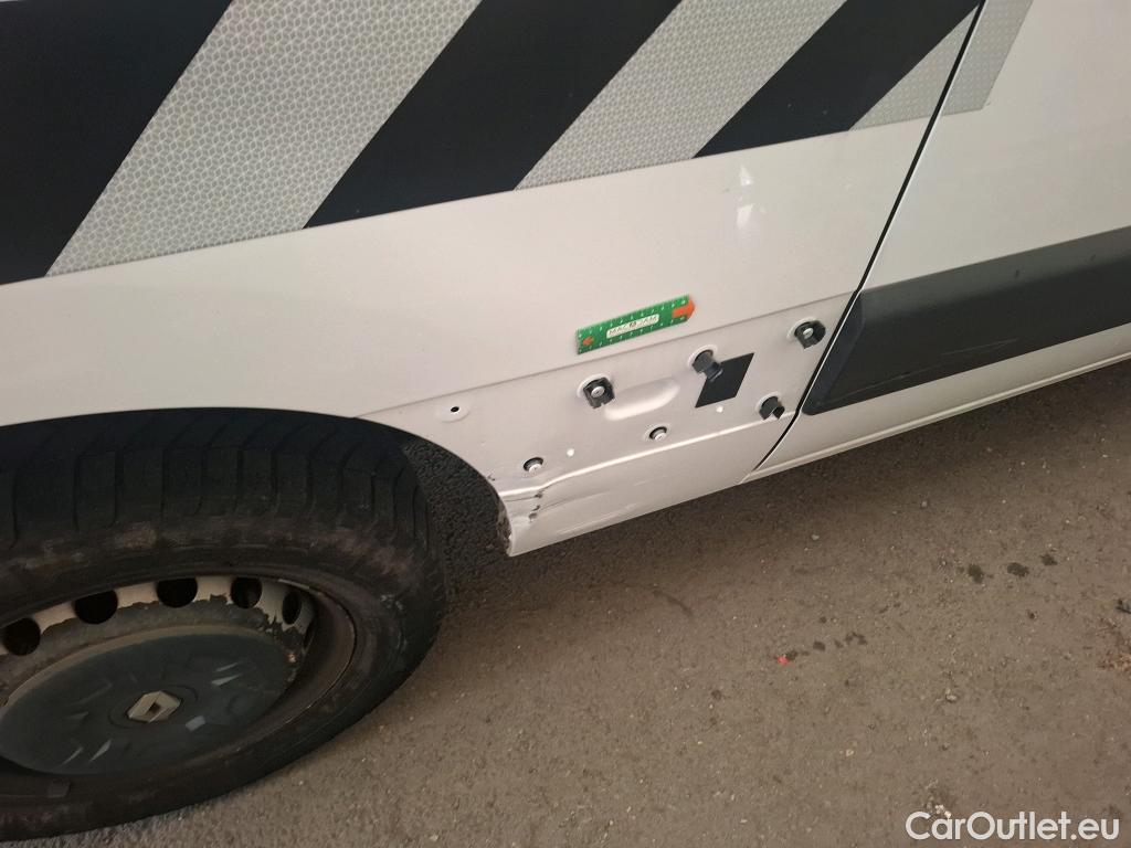  Renault  Master  III Fourgon L2H2 3 3 Grand Confort dCi 135CV BVM6 E6dT #31