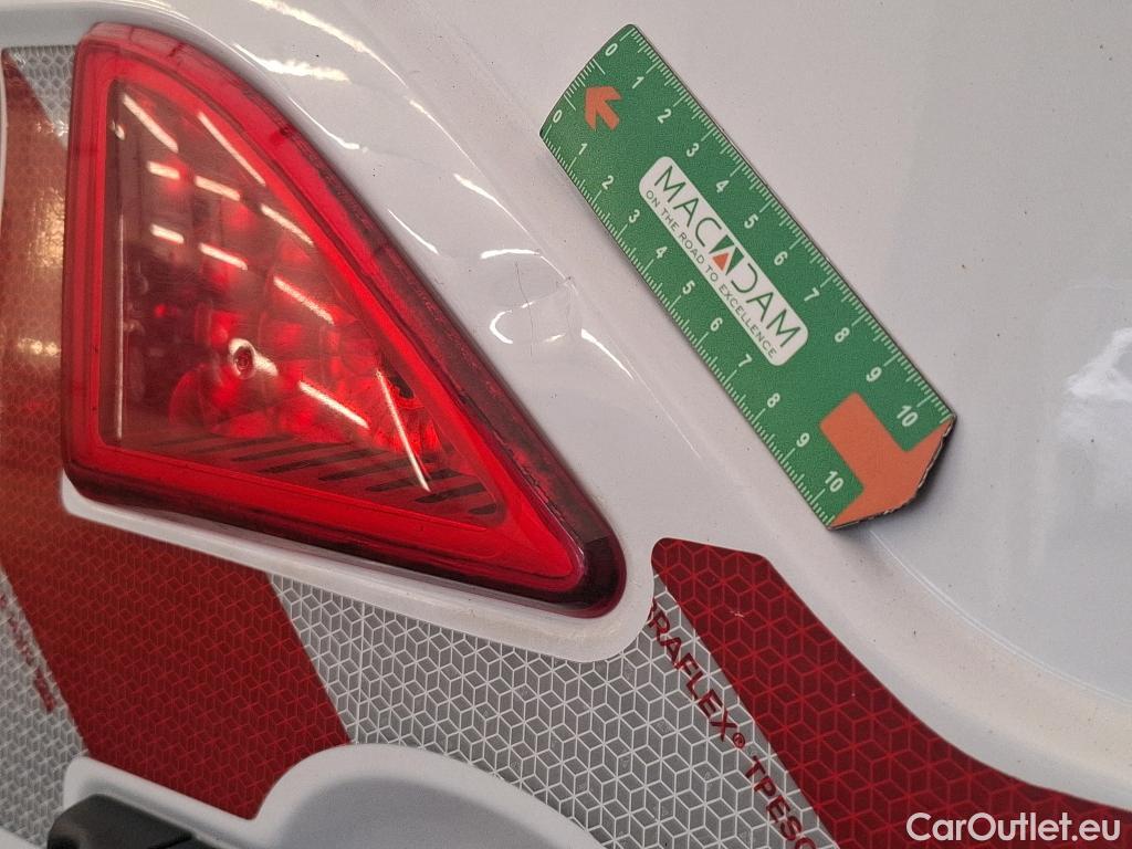  Renault  Master  III Fourgon L2H2 3 3 Grand Confort dCi 135CV BVM6 E6dT #10