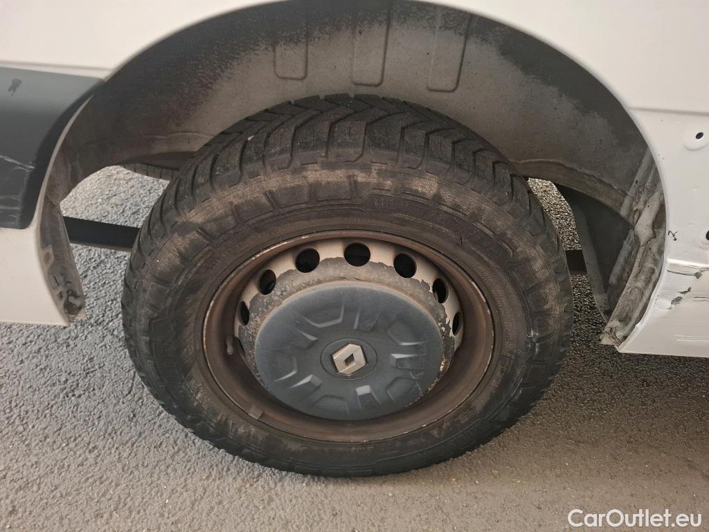  Renault  Master  III Fourgon L2H2 3 3 Grand Confort dCi 135CV BVM6 E6dT #20