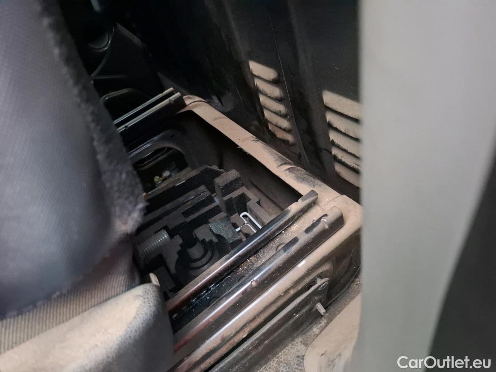  Renault  Master RENAULT  VU 4p Fourgon FG GCf Trac F3500 L3H2 Energy dCi 145 E6 #51