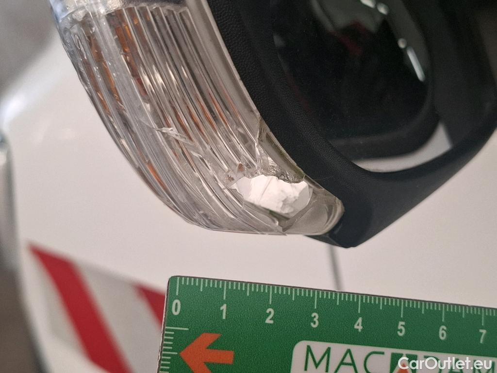  Renault  Master  III Fourgon L2H2 3 3 Grand Confort dCi 135CV BVM6 E6dT #35