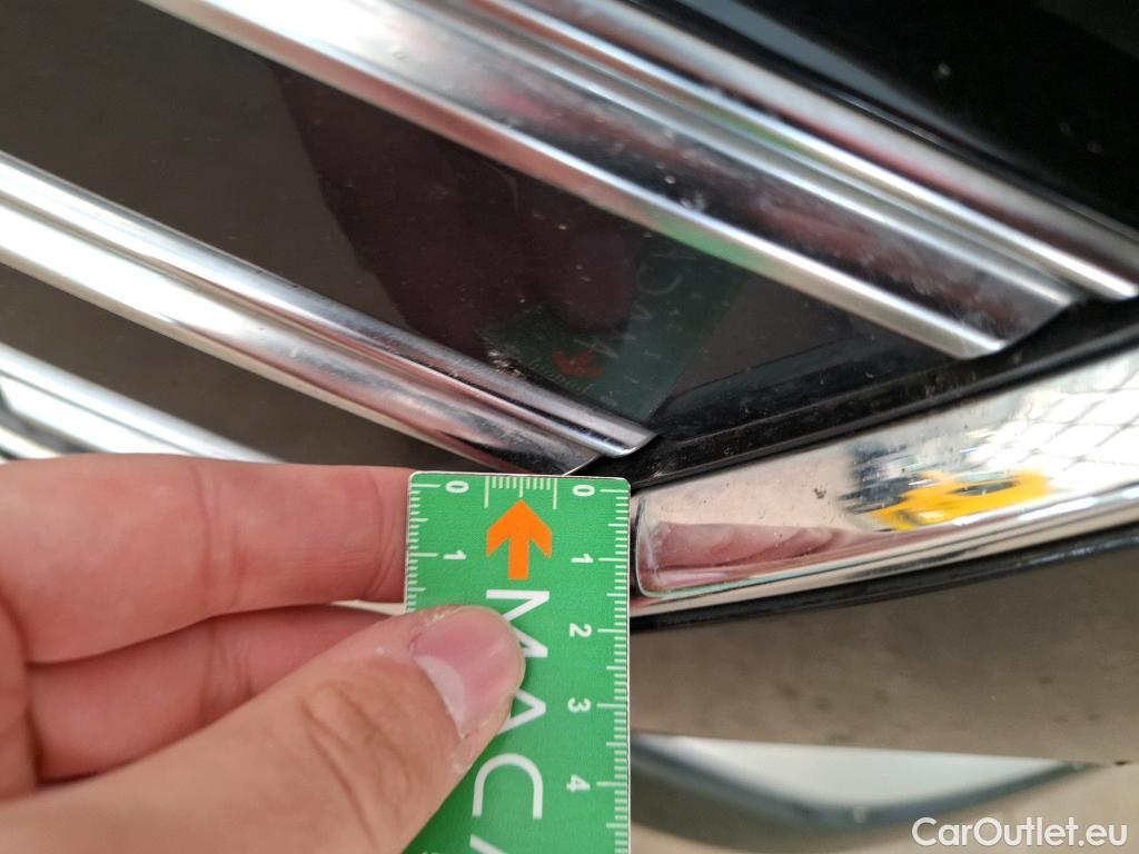  Audi  A4  Avant 30 TDI Business Line 2.0 TDI 135CV BVA7 E6d #2