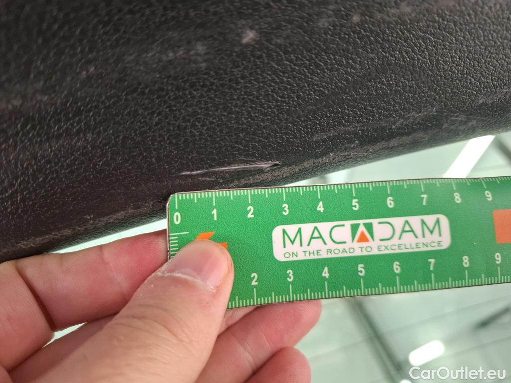  Audi  A4  Avant 35 TDI Business Line 2.0 TDI 165CV BVA7 E6d #37