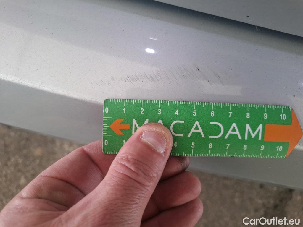  Bmw  Serie 1 BMW Série 1 / 2019 / 5P / Berline 1.5 116I Business Design #14