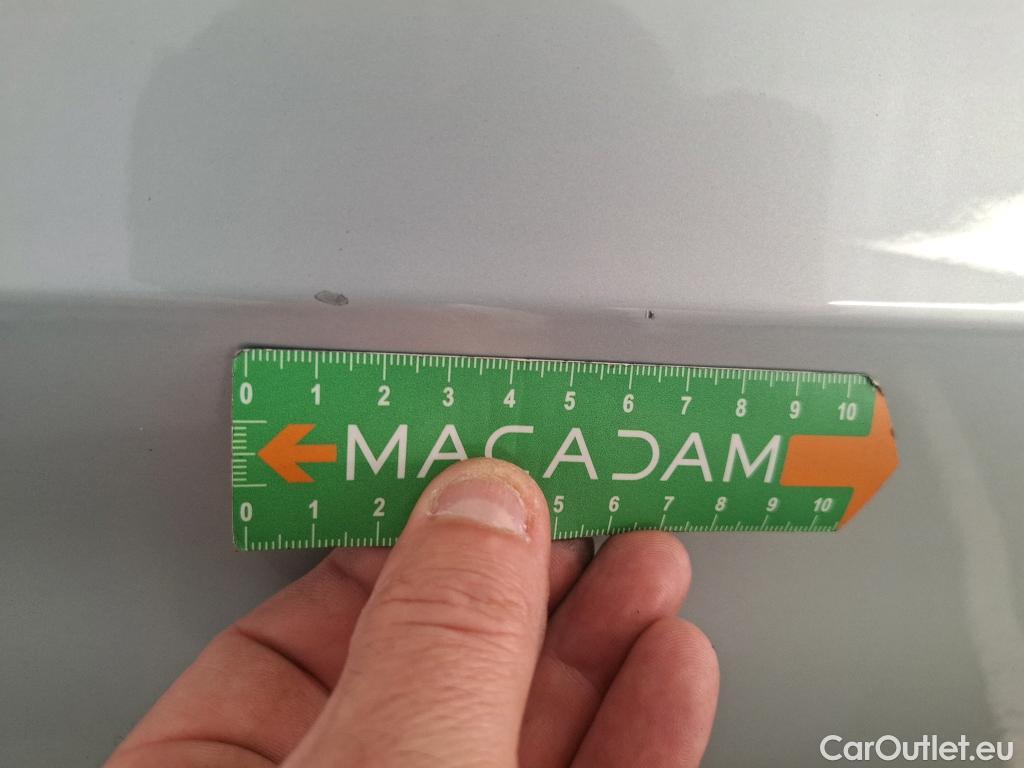  Bmw  Serie 1 BMW Série 1 / 2019 / 5P / Berline 1.5 116I Business Design #7